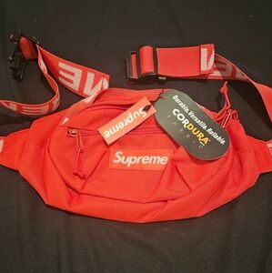 Supreme Fanny pack (Red)